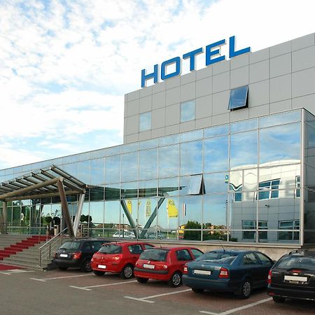 Hotel Zovko Zagreb Sesvete Bagian luar foto